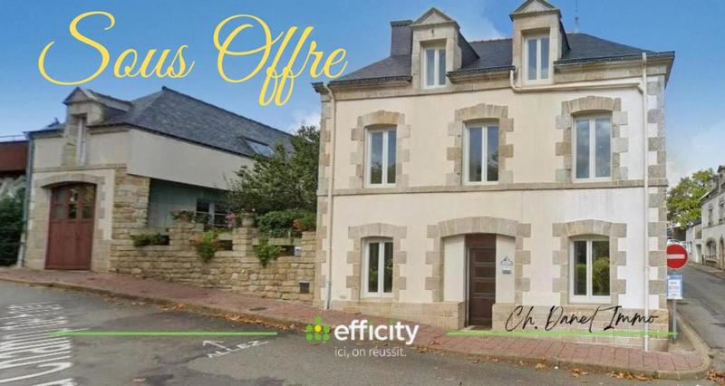 Maison - 300 m² - 13 pièces