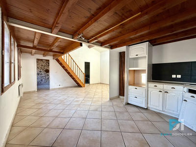 Appartement - 77 m² - 4 pièces