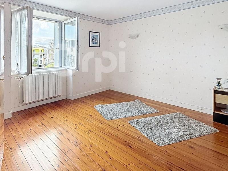 Maison - 120 m² - 4 pièces