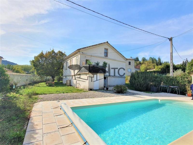 Maison ancienne - 117 m² - 4 pièces