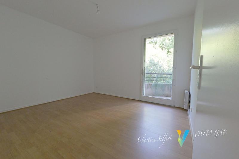 Appartement - 85 m² - 3 pièces