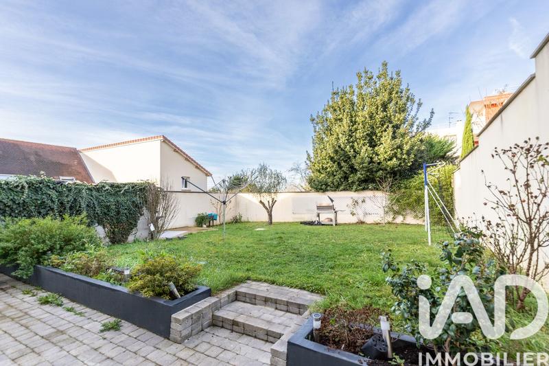 Maison - 113 m² - 6 pièces