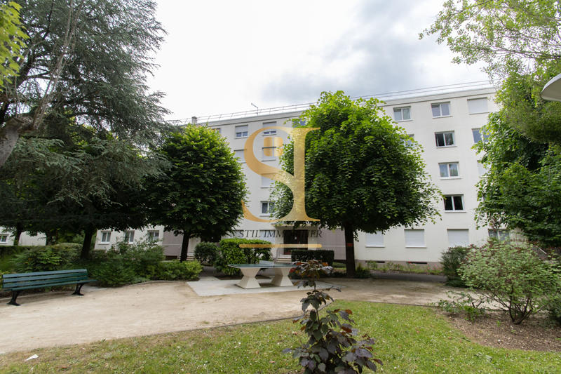 Appartement - 75 m² - 4 pièces