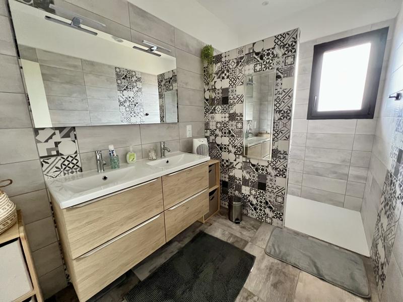 Villa - 168 m² - 5 pièces