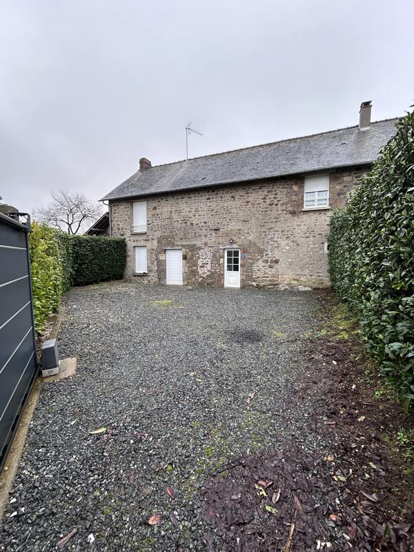 Maison - 104 m² - 5 pièces