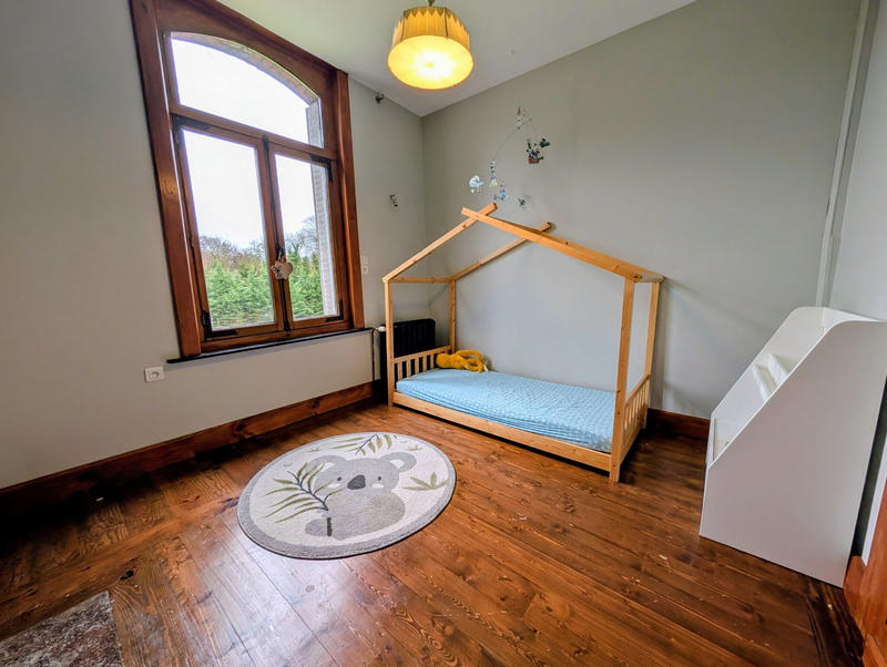 Maison - 300 m² - 11 pièces