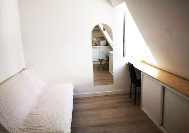 Studio - 14 m² - 1 pièce