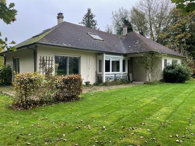 Maison traditionnelle - 110 m² - 5 pièces