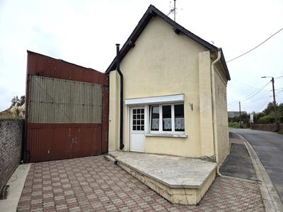 Maison - 102 m² - 4 pièces