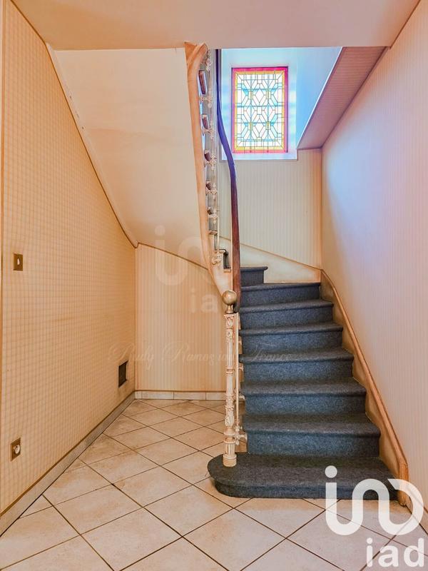 Maison - 296 m² - 11 pièces