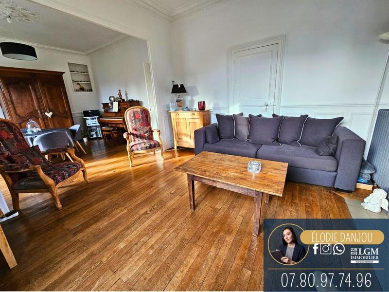 Demeure - 180 m² - 6 pièces