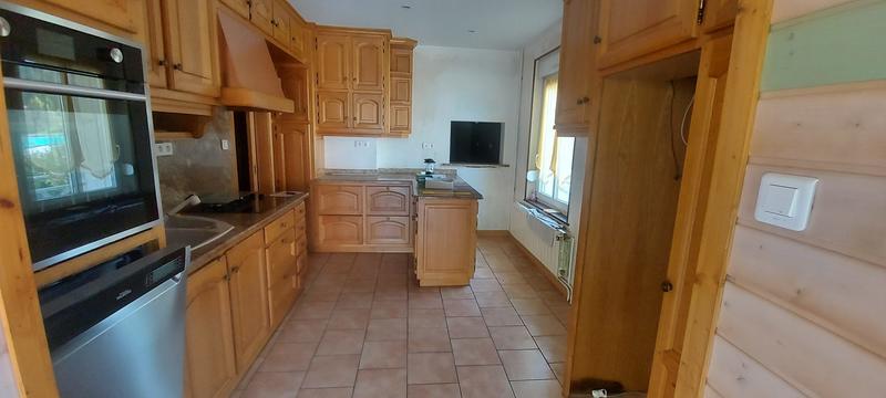 Maison - 204 m² - 8 pièces