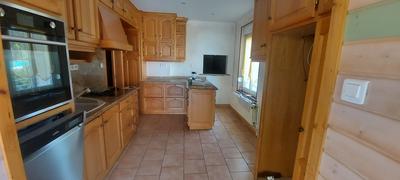 Maison - 204 m² - 8 pièces