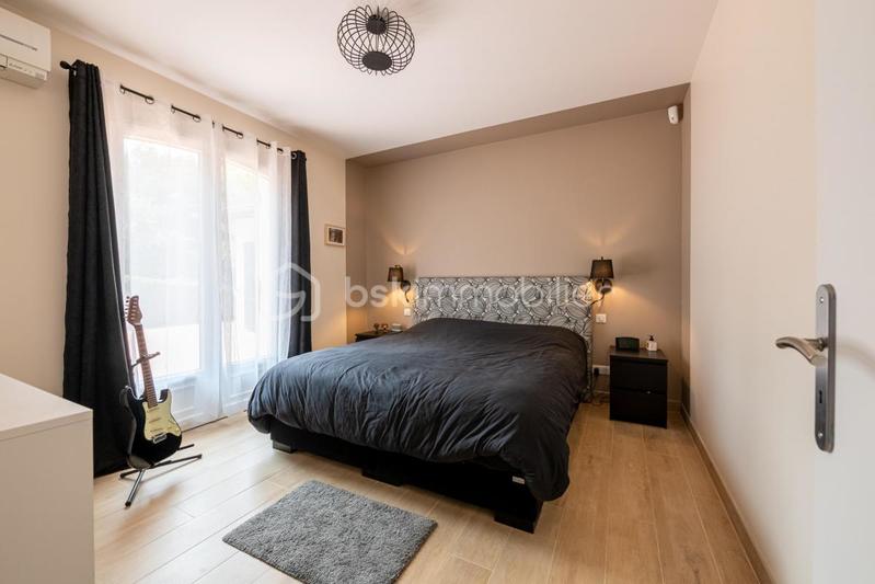 Maison d'architecte - 202 m² - 8 pièces