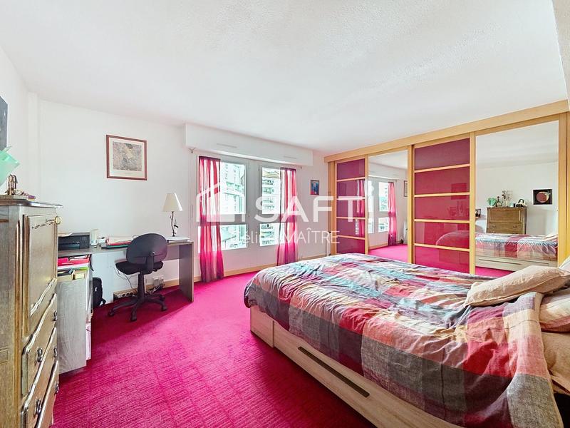 Appartement - 80 m² - 4 pièces