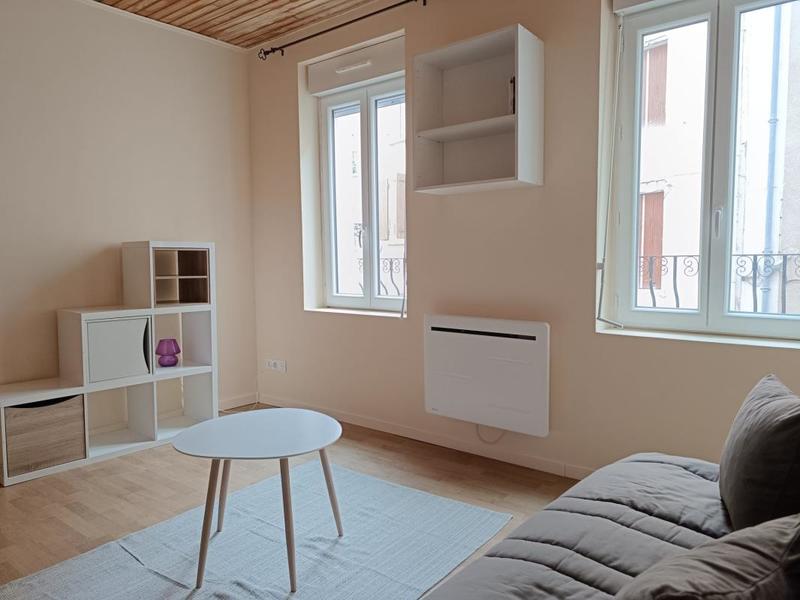 Studio - 25 m² - 1 pièce