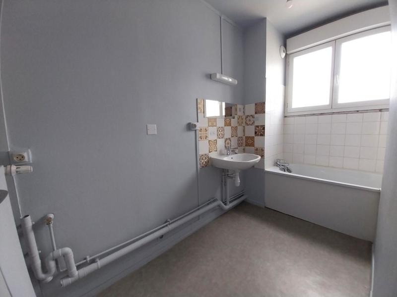 Appartement - 96 m² - 5 pièces