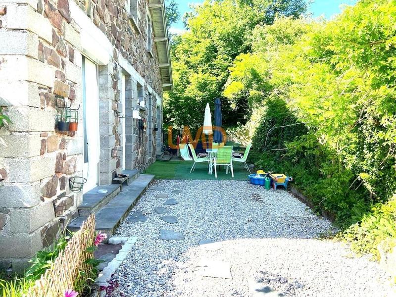 Maison - 121 m² - 6 pièces