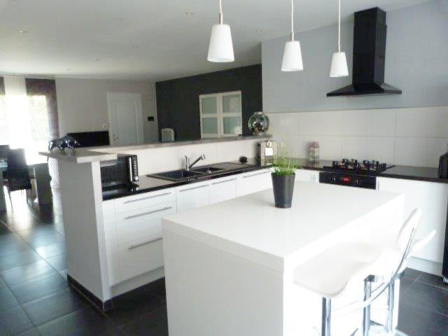 Maison - 80 m² - 5 pièces