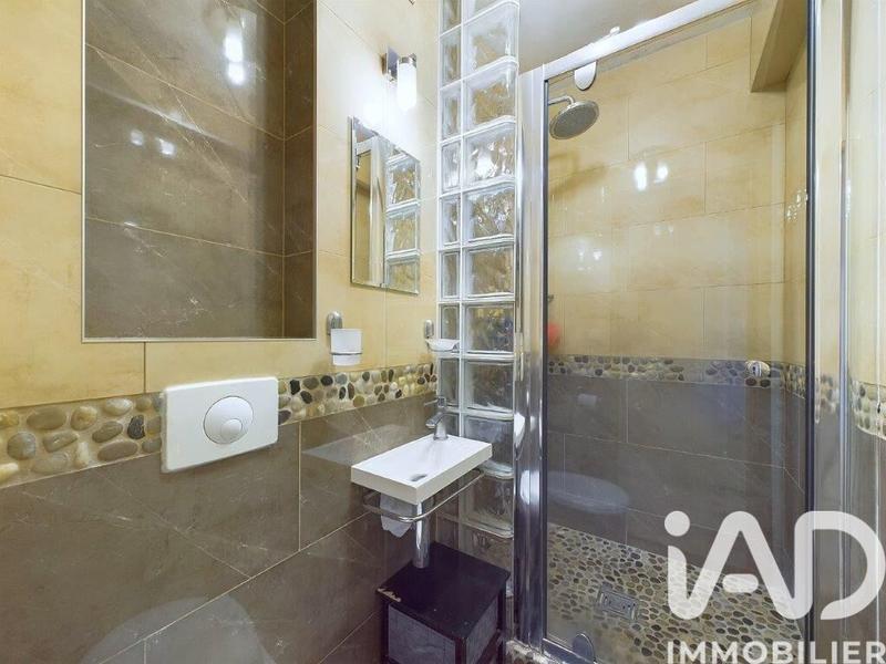Appartement - 97 m² - 5 pièces