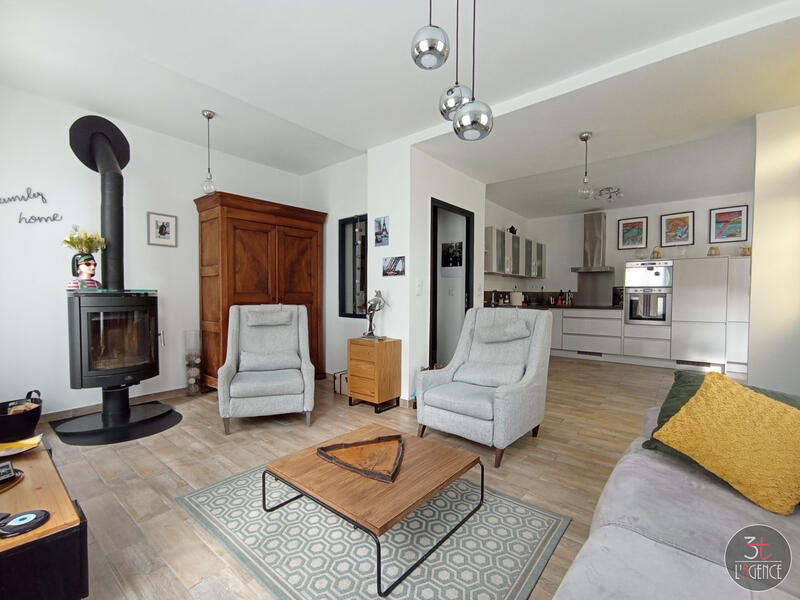 Maison - 110 m² - 5 pièces