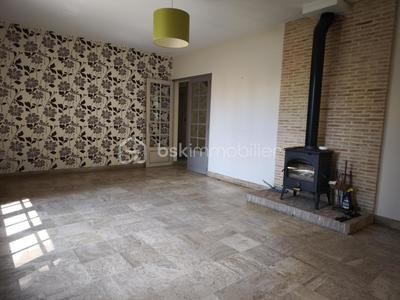 Maison traditionnelle - 184 m² - 5 pièces