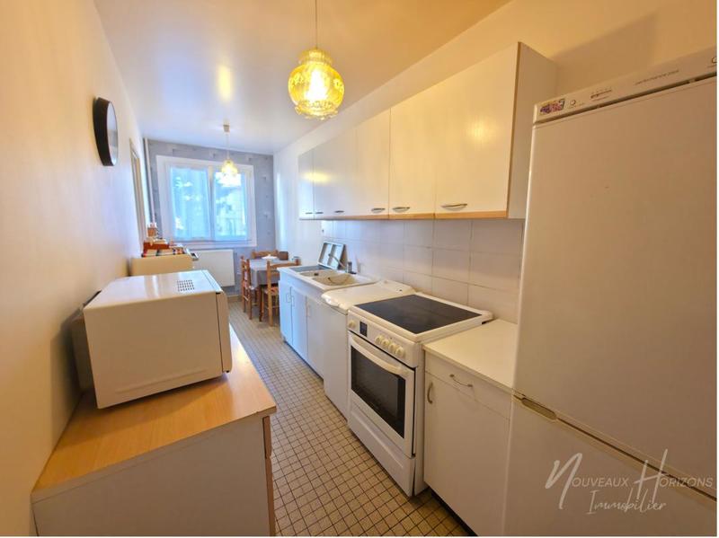 Appartement ancien - 69 m² - 3 pièces