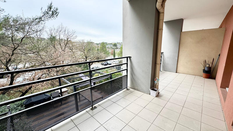 Appartement - 90 m² - 4 pièces