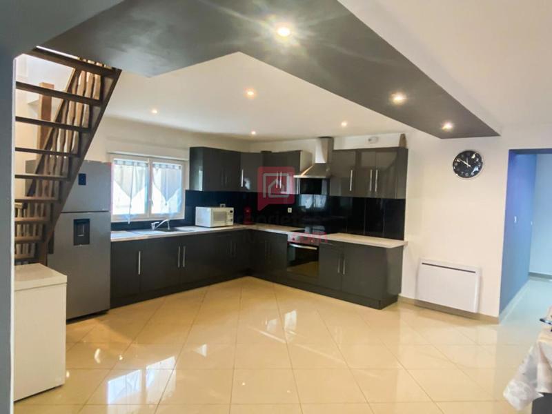 Maison - 154 m² - 4 pièces