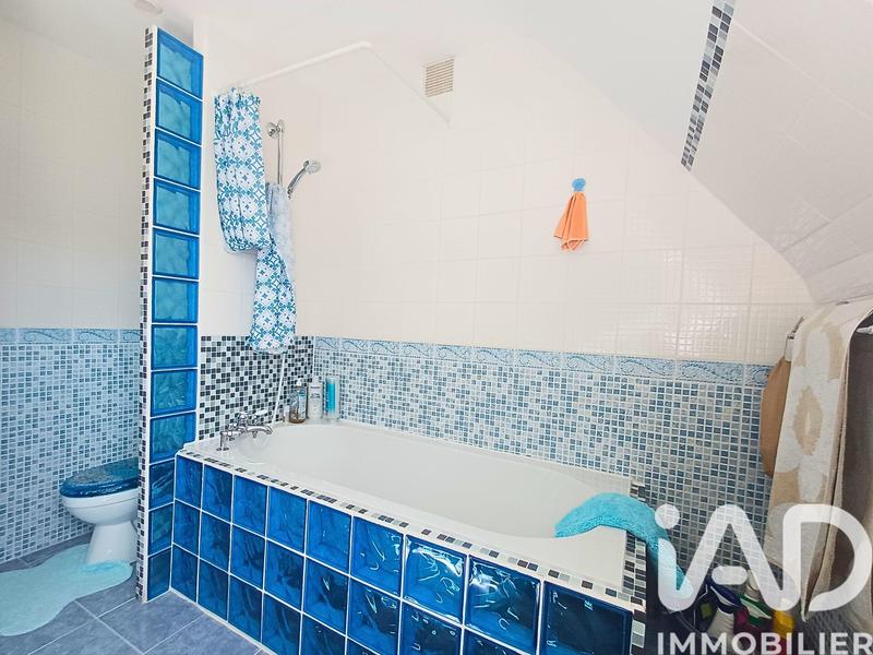 Maison - 95 m² - 4 pièces