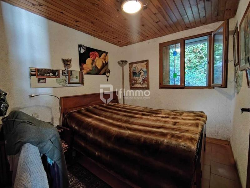 Immeuble - 113 m² - 6 pièces