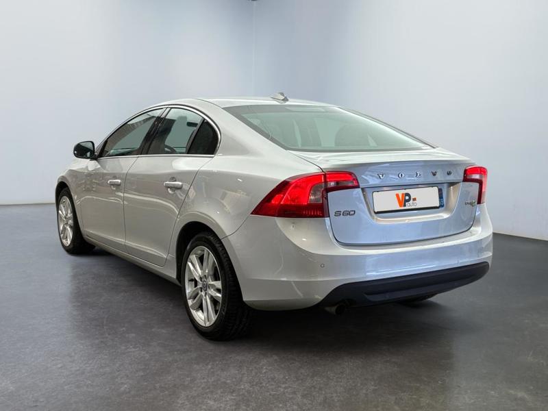 Volvo S60 DRIVe 115 ch Stop &amp; Start Momentum
