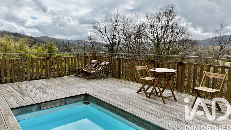 Maison - 265 m² - 13 pièces