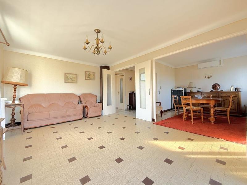 Maison - 121 m² - 5 pièces