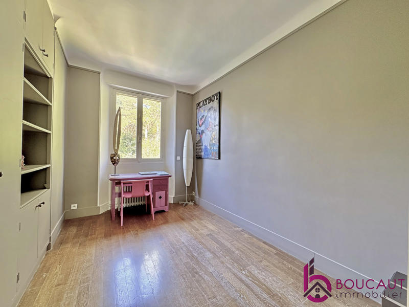 Maison - 177 m² - 7 pièces