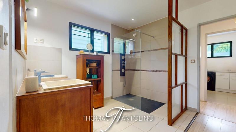 Maison - 140 m² - 4 pièces