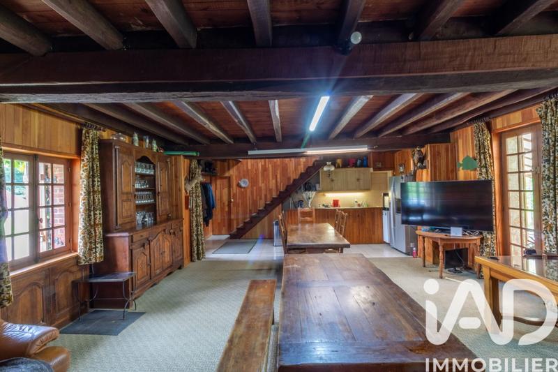 Maison - 177 m² - 7 pièces