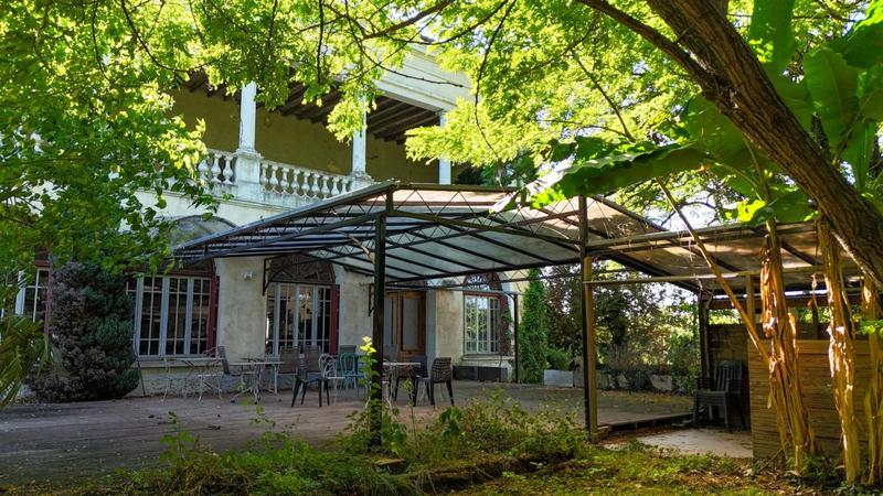 Château - 400 m² - 11 pièces