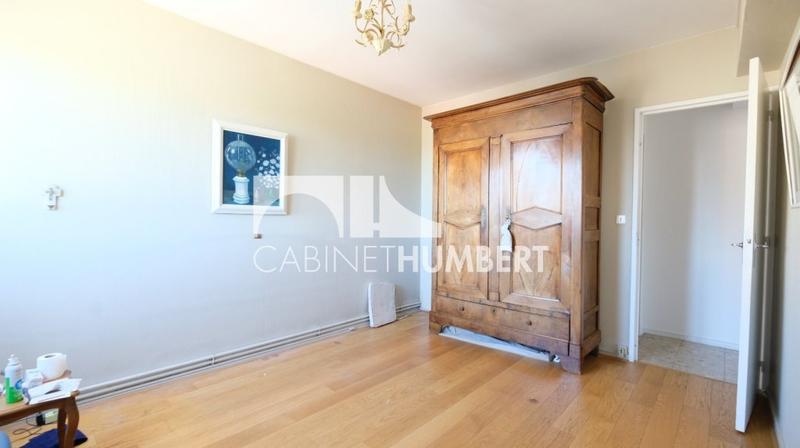 Appartement - 110 m² - 5 pièces