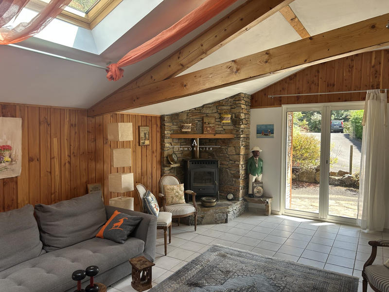 Maison traditionnelle - 140 m² - 4 pièces