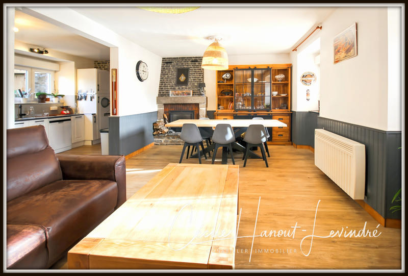 Maison - 100 m² - 6 pièces