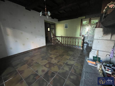 Maison - 96 m² - 4 pièces