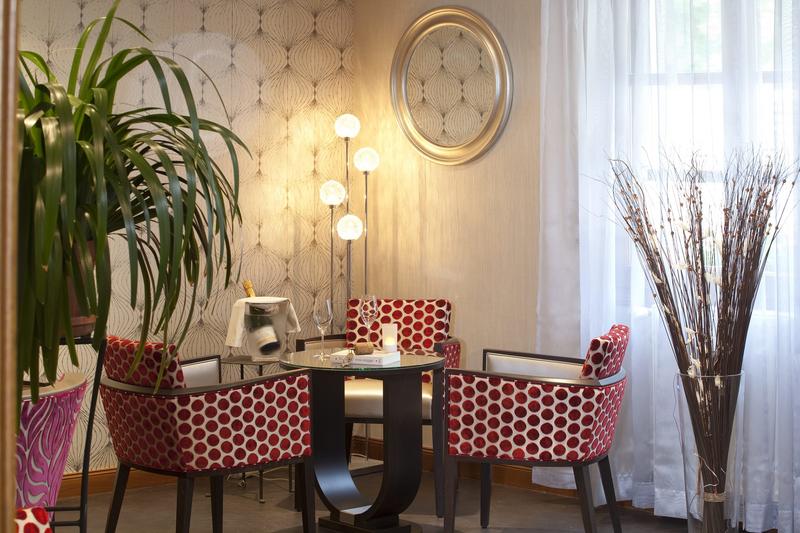 Fonds de commerce - Hôtellerie / Restauration - 1 200 m²