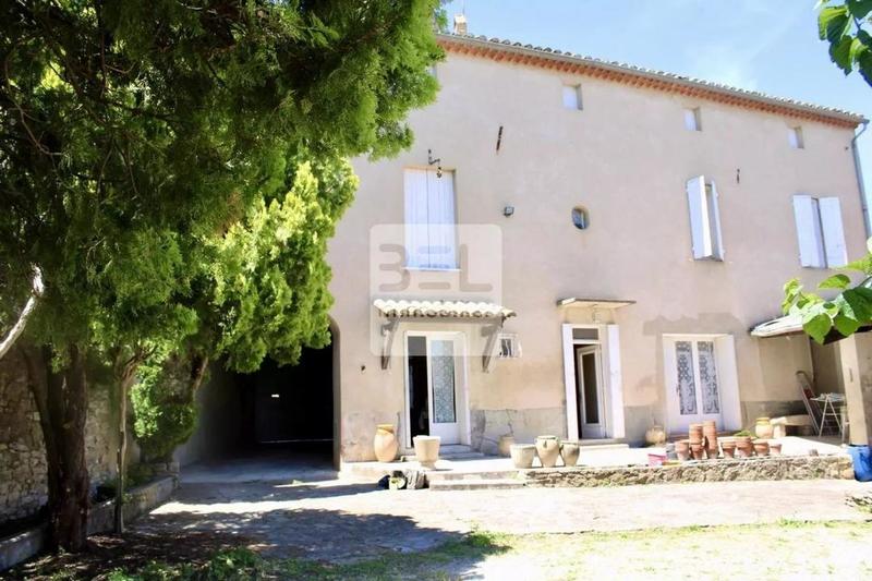 Maison - 169 m² - 6 pièces