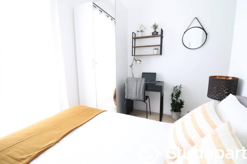 Chambre - 13 m² - 1 pièce