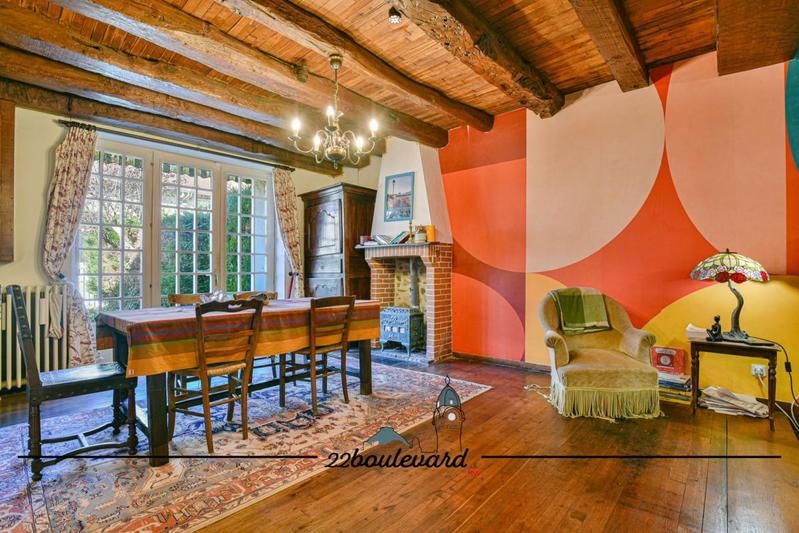 Maison ancienne - 193 m² - 7 pièces
