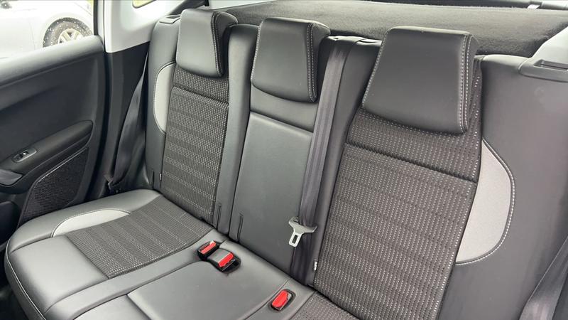 Peugeot 2008 1.2 PureTech 110 Eat6 Allure