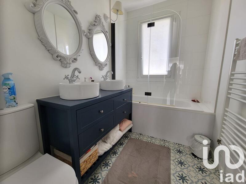 Maison de ville - 80 m² - 5 pièces