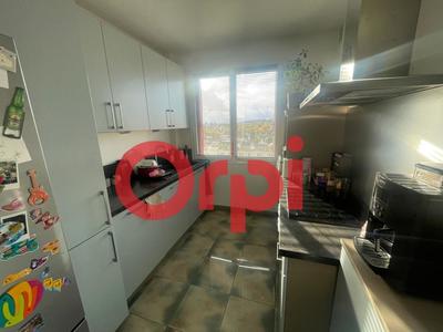 Appartement - 75 m² - 3 pièces