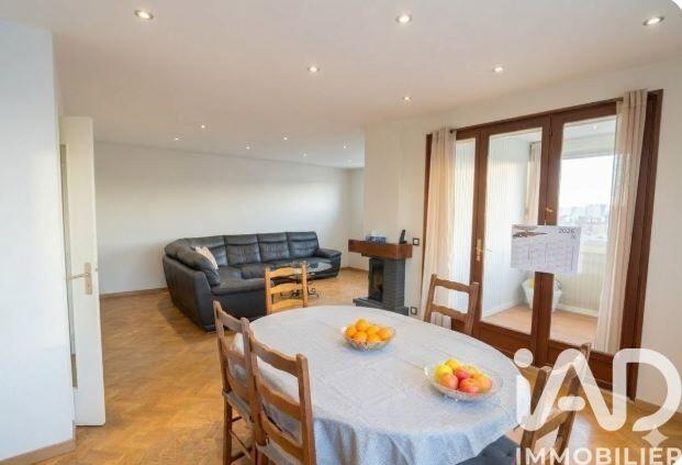 Maison - 160 m² - 10 pièces